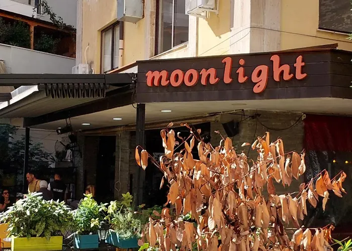 アパート A'studio ティラナ