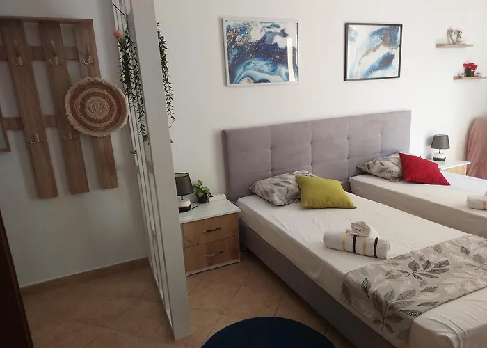 A'studio * ティラナ